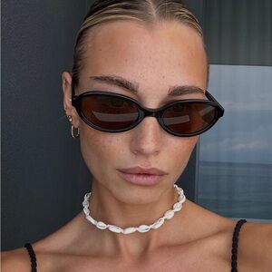 VEHLA Black Frame with Brown Lenses Sunglasses